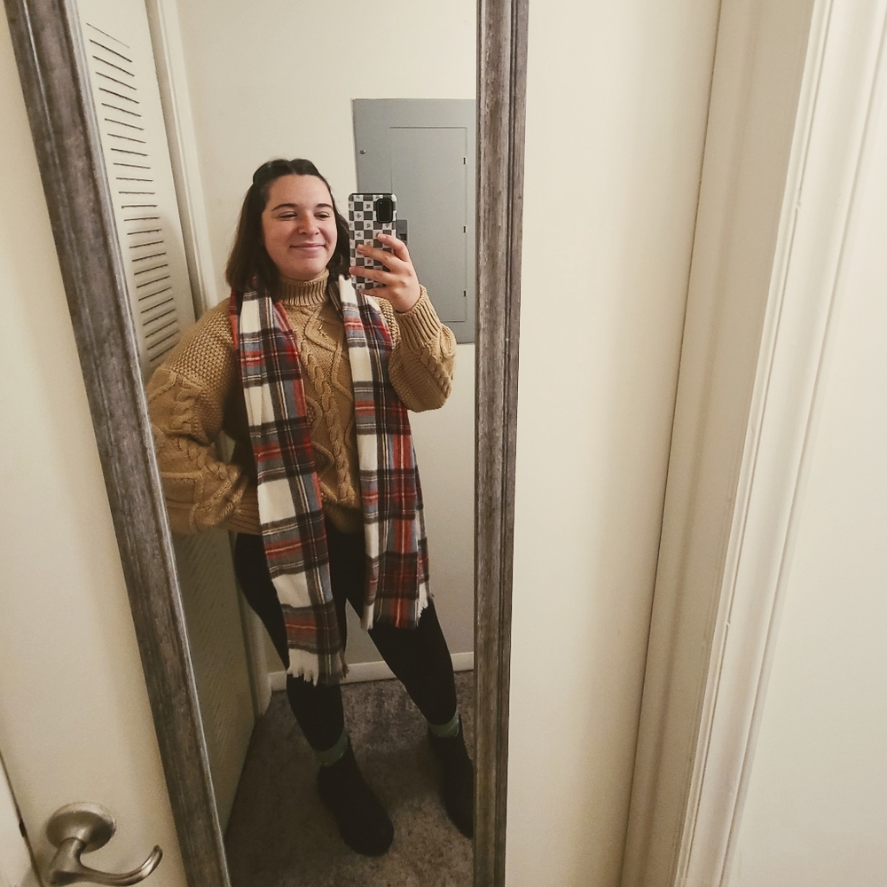 Meet your Posher, Maddie